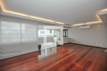 Sala de apartamento à venda com 3 quartos, 196m² em Real Parque, São Paulo