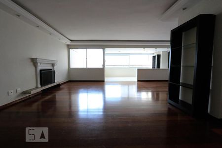 Sala de apartamento à venda com 3 quartos, 196m² em Real Parque, São Paulo