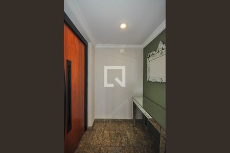 Hall Privativo de apartamento à venda com 3 quartos, 196m² em Real Parque, São Paulo