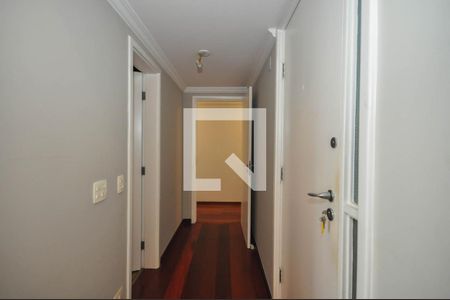 Hall de Entrada de apartamento à venda com 3 quartos, 196m² em Real Parque, São Paulo