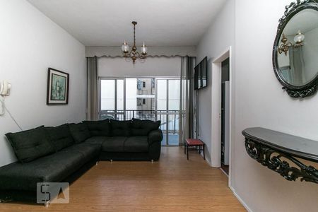 Sala de estar de apartamento à venda com 3 quartos, 110m² em Tijuca, Rio de Janeiro