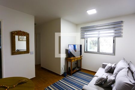 Sala  de apartamento à venda com 2 quartos, 46m² em Vila Suzana, São Paulo