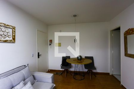 Sala  de apartamento à venda com 2 quartos, 46m² em Vila Suzana, São Paulo