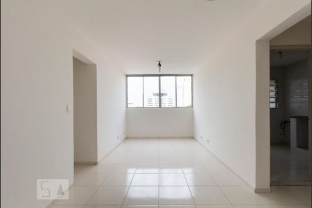 Sala de apartamento para alugar com 3 quartos, 68m² em Vila Alexandria, São Paulo