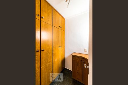 Closet de apartamento para alugar com 2 quartos, 73m² em Perdizes, São Paulo