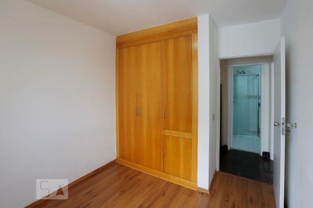 Quarto 1 de apartamento à venda com 2 quartos, 75m² em Moema, São Paulo