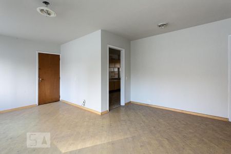Sala de apartamento para alugar com 2 quartos, 85m² em Indianópolis, São Paulo