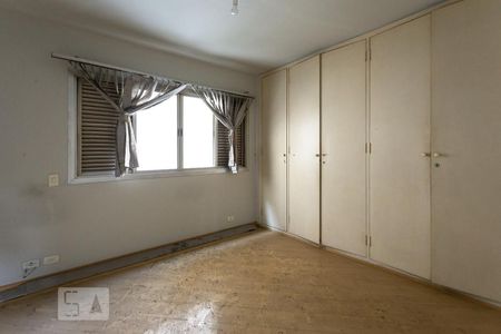 Quarto de apartamento para alugar com 2 quartos, 85m² em Indianópolis, São Paulo
