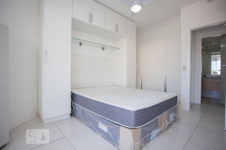 QUARTO de apartamento para alugar com 1 quarto, 55m² em Barra da Tijuca, Rio de Janeiro