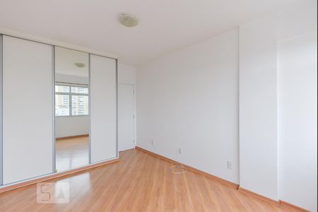 Quarto de apartamento para alugar com 1 quarto, 60m² em Sumaré, São Paulo
