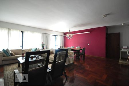 Apartamento para alugar com 163m², 3 quartos e 3 vagasSala