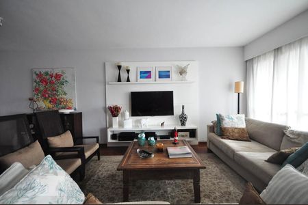 Sala de tv de apartamento para alugar com 3 quartos, 163m² em Vila Suzana, São Paulo