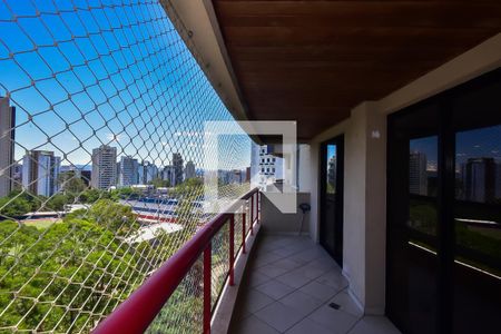 Varanda de apartamento para alugar com 3 quartos, 163m² em Vila Suzana, São Paulo