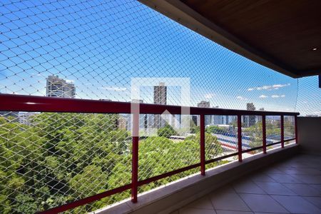 Varanda de apartamento para alugar com 3 quartos, 163m² em Vila Suzana, São Paulo