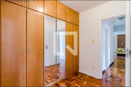 Closet de apartamento para alugar com 3 quartos, 100m² em Sumaré, São Paulo