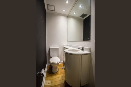 Lavabo de apartamento para alugar com 3 quartos, 175m² em Boaçava, São Paulo