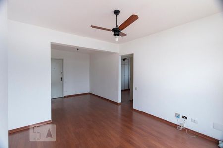 Sala de apartamento à venda com 2 quartos, 135m² em Vila Alexandria, São Paulo