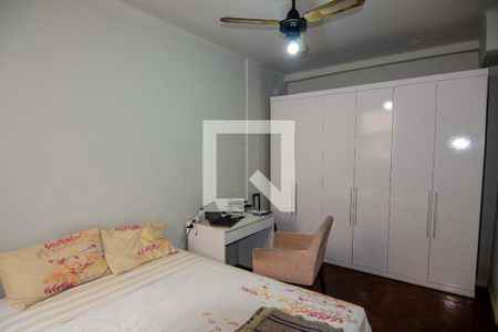 Quarto 1 de apartamento à venda com 4 quartos, 120m² em Copacabana, Rio de Janeiro