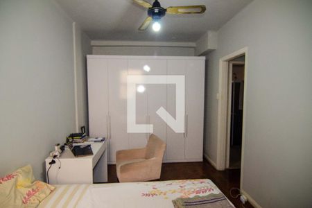 Quarto 1 de apartamento à venda com 4 quartos, 120m² em Copacabana, Rio de Janeiro