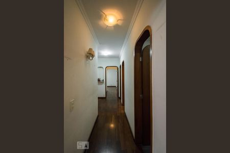 Corredor de apartamento à venda com 4 quartos, 190m² em Centro, Santo André