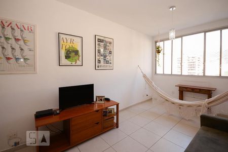 Sala de apartamento à venda com 2 quartos, 72m² em Vila Isabel, Rio de Janeiro