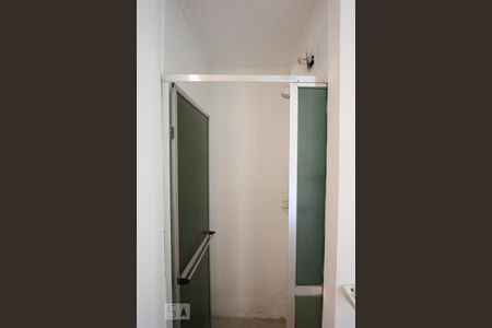 Banheiro de apartamento para alugar com 3 quartos, 80m² em Jardim Londrina, São Paulo