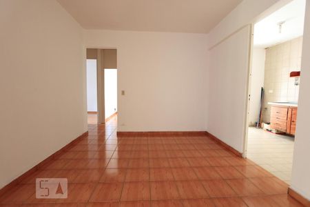 Sala de apartamento para alugar com 3 quartos, 80m² em Jardim Londrina, São Paulo