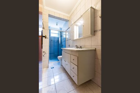 Banheiro de apartamento à venda com 3 quartos, 101m² em Jardim Guanabara, Campinas