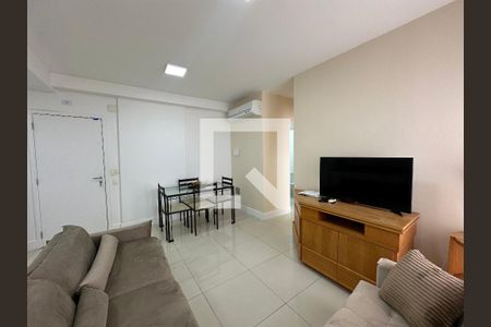 Sala de apartamento para alugar com 1 quarto, 40m² em Melville Empresarial Ii, Barueri
