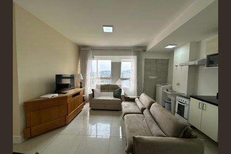 Sala de apartamento para alugar com 1 quarto, 40m² em Melville Empresarial Ii, Barueri
