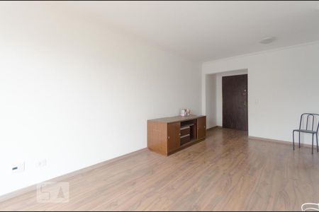 Sala de apartamento à venda com 3 quartos, 96m² em Vila Firmiano Pinto, São Paulo