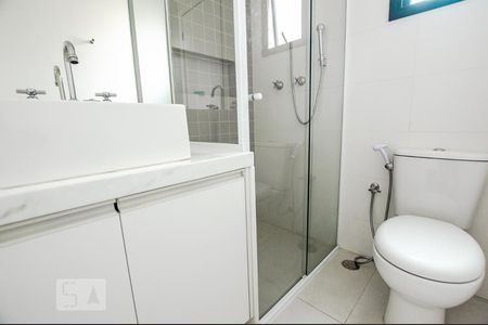 Banheiro de apartamento à venda com 2 quartos, 90m² em Perdizes, São Paulo