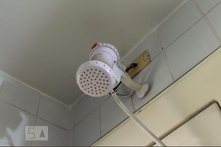 Banheiro de apartamento para alugar com 3 quartos, 63m² em Vila Lageado, São Paulo