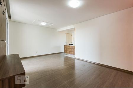 Sala de apartamento para alugar com 3 quartos, 75m² em Loteamento Chácara Prado, Campinas