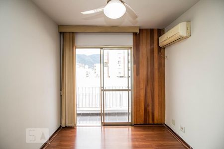 Sala/Detalhe varanda de apartamento à venda com 2 quartos, 92m² em Vila Isabel, Rio de Janeiro