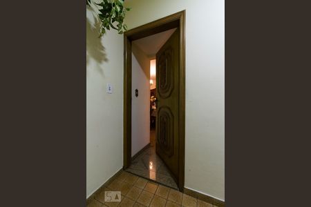 Porta de Entrada  de apartamento para alugar com 3 quartos, 80m² em Vila Gomes Cardim, São Paulo