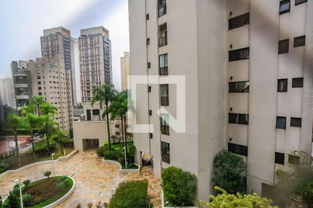 Vista de apartamento à venda com 4 quartos, 220m² em Jardim Fonte do Morumbi, São Paulo