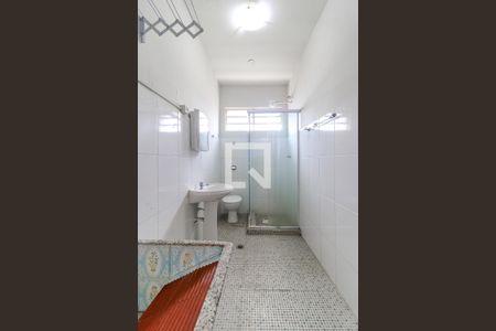 Banheiro de apartamento para alugar com 1 quarto, 64m² em Santo Amaro, São Paulo