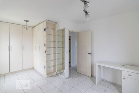 Quarto de apartamento à venda com 1 quarto, 60m² em Vila Valparaíso, Santo André