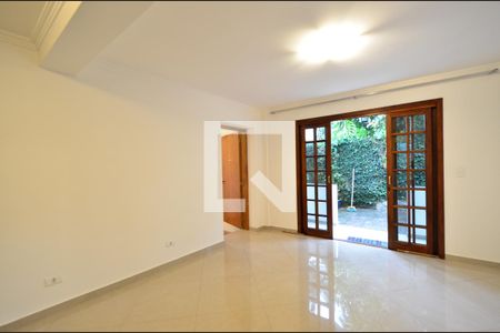 Sala de casa para alugar com 2 quartos, 65m² em São Judas, São Paulo