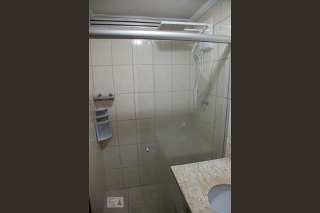 Banheiro social de apartamento para alugar com 3 quartos, 65m² em Casa Verde Média, São Paulo