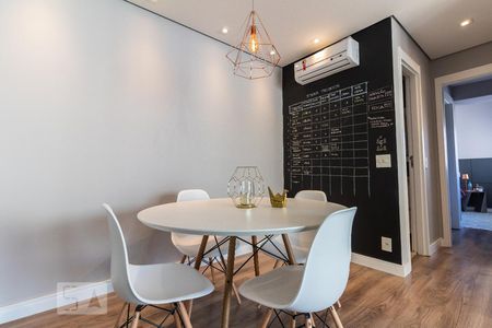 Sala de apartamento para alugar com 2 quartos, 74m² em Vila Gertrudes, São Paulo