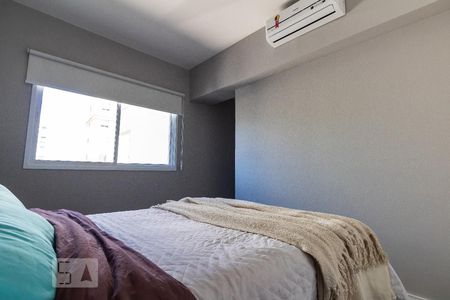 Suíte de apartamento para alugar com 2 quartos, 74m² em Vila Gertrudes, São Paulo