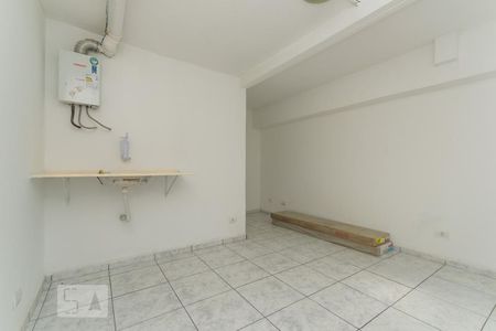 Sala, quarto e cozinha de kitnet/studio para alugar com 1 quarto, 15m² em Liberdade, São Paulo