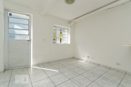 Sala, quarto e cozinha de kitnet/studio para alugar com 1 quarto, 15m² em Liberdade, São Paulo