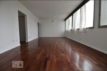 Sala de apartamento à venda com 3 quartos, 140m² em Vila Suzana, São Paulo