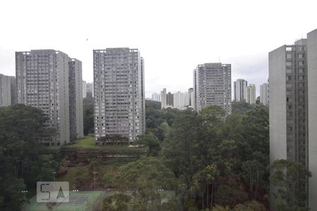 Vista do quarto 1 de apartamento à venda com 3 quartos, 140m² em Vila Suzana, São Paulo