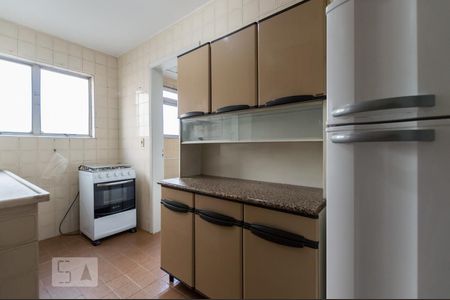 Cozinha de apartamento para alugar com 2 quartos, 50m² em Jaguaré, São Paulo