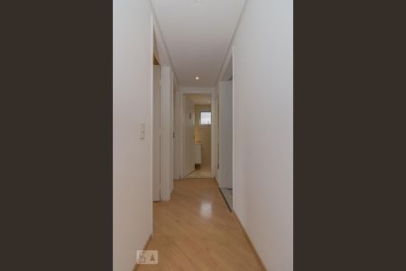 Corredor de apartamento à venda com 2 quartos, 68m² em Vila Paulista, São Paulo