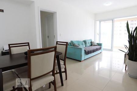 Sala de apartamento à venda com 2 quartos, 80m² em Bethaville I, Barueri